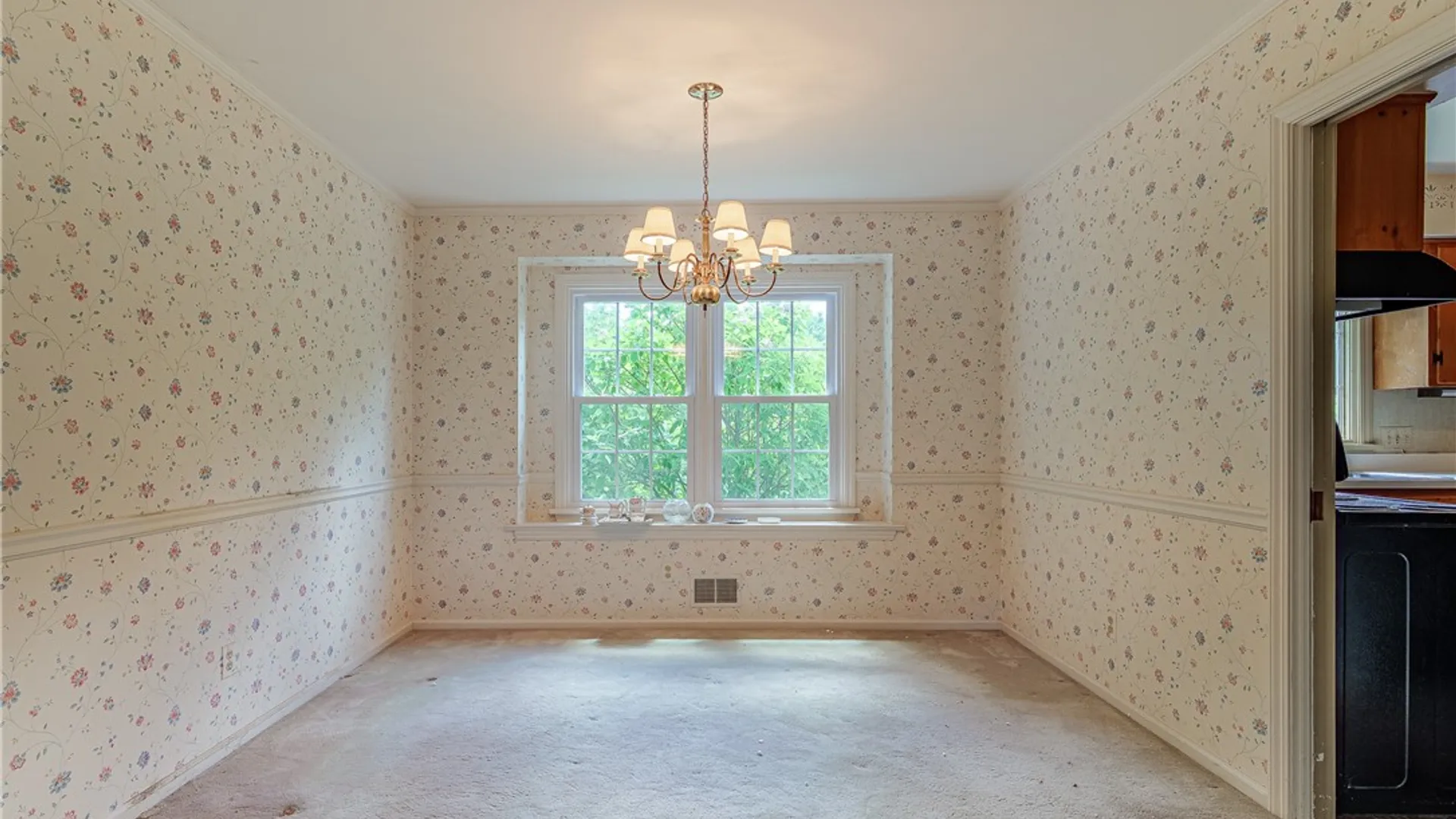 Property at 22 Snowberry Circle, Penfield, NY 14526 9