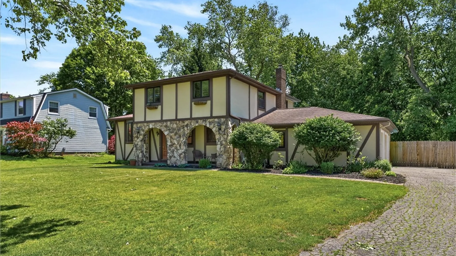 Property at 86 Phaeton Drive, Penfield, NY 14526 3