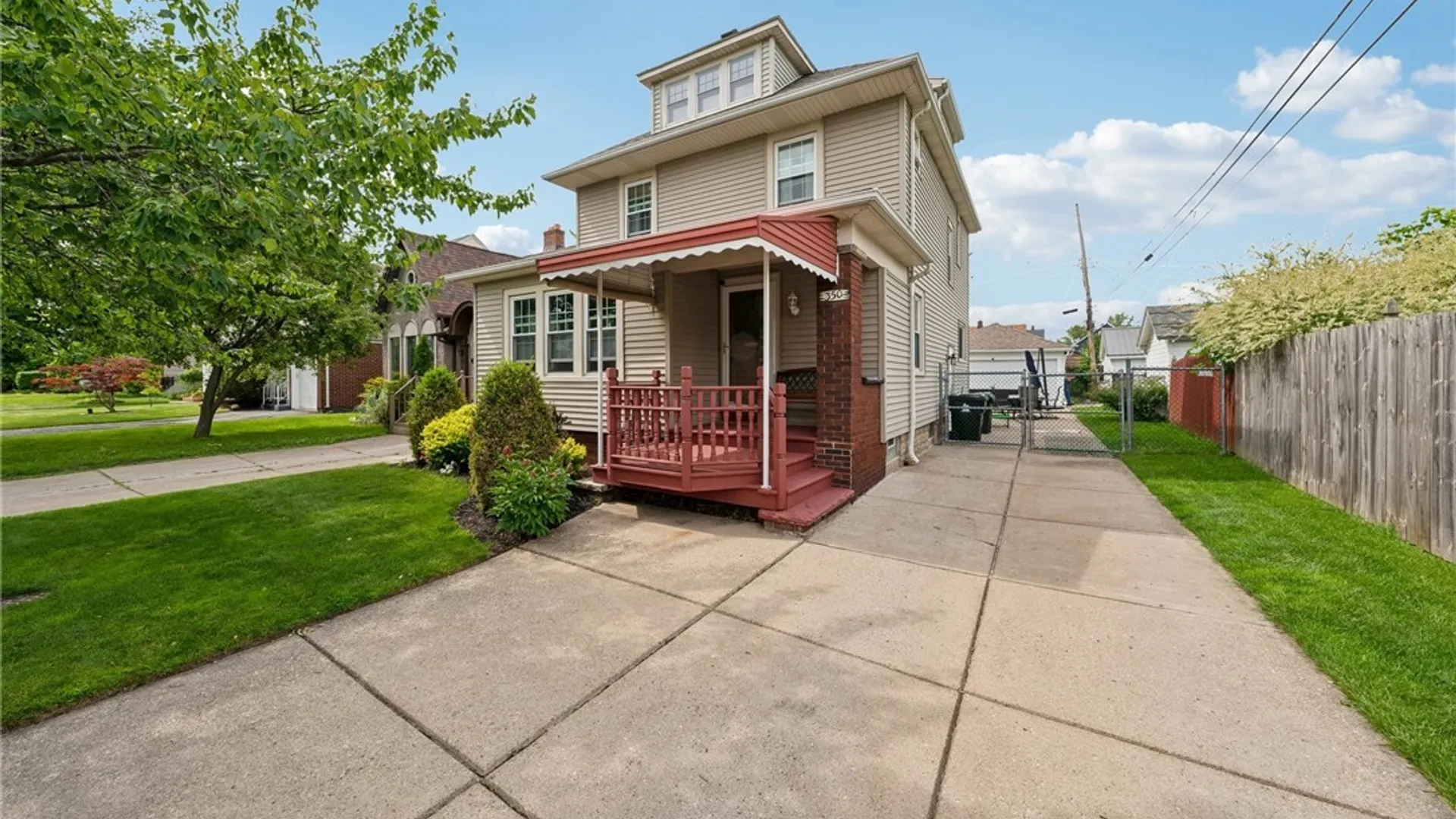 Property at 350 Euclid Avenue, Tonawanda, NY 14217 3