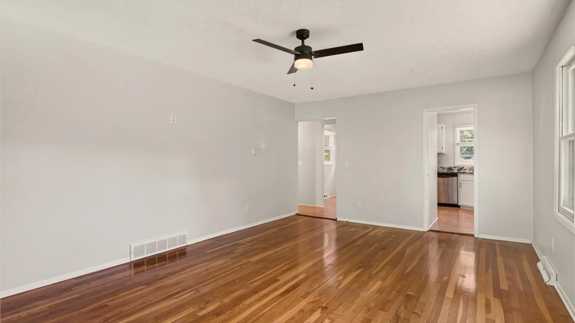 Property at 339 E Commercial Street, East Rochester, NY 14445 17
