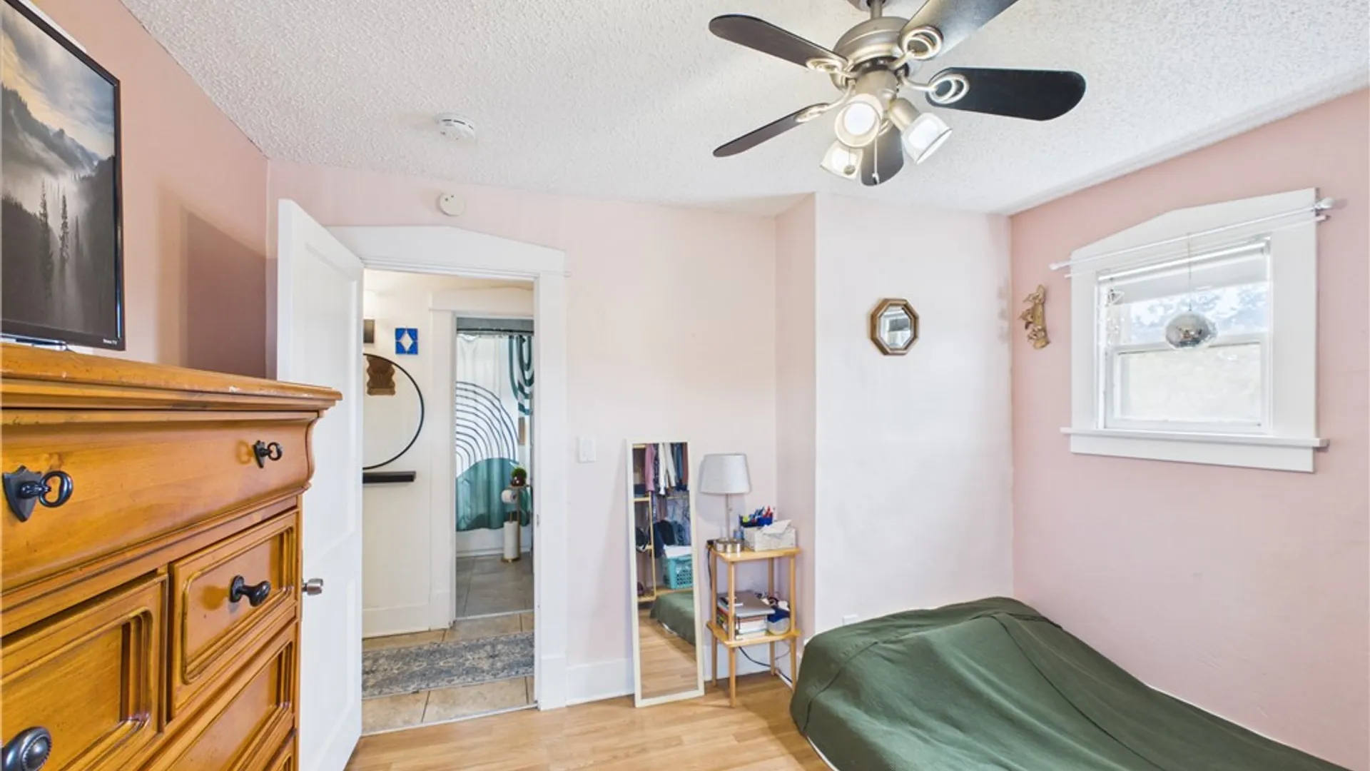 Property at 66 Grandview Ave, Tonawanda, NY 14223 27