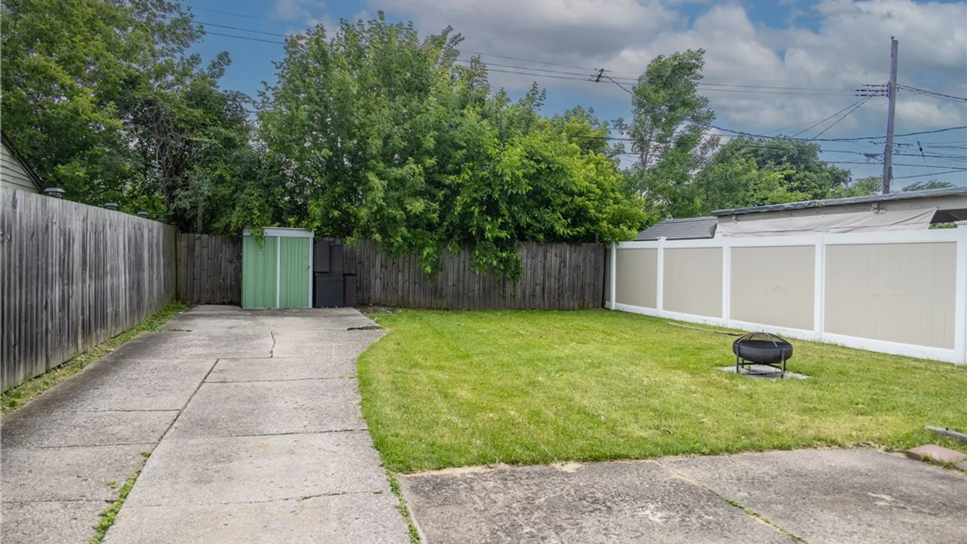 Property at 66 Grandview Ave, Tonawanda, NY 14223 47