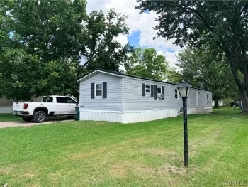 Property at 4 pebbleridge, Ridgeway, NY 14103