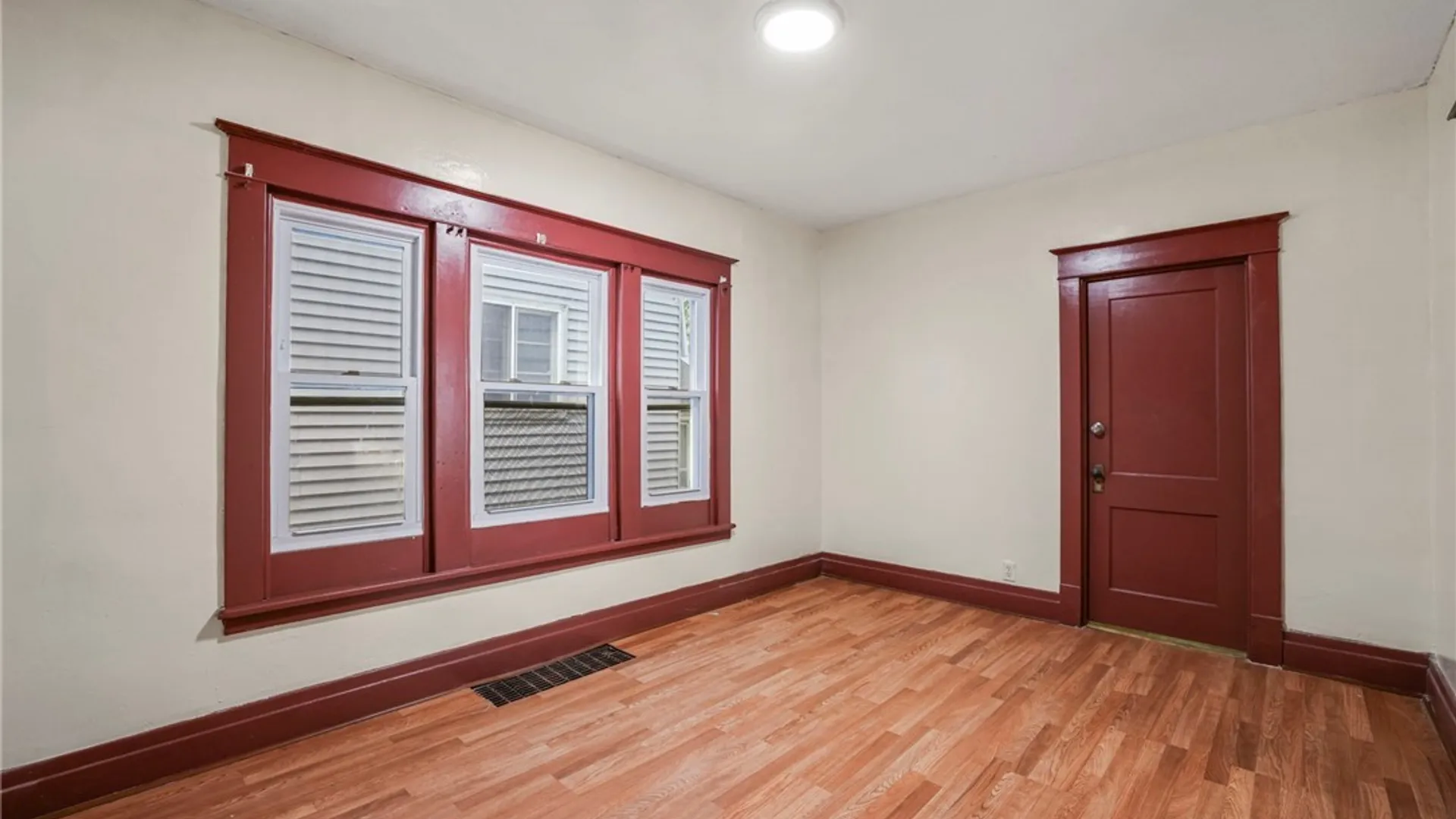 Property at 253 Benzinger Street, Buffalo, NY 14206 9
