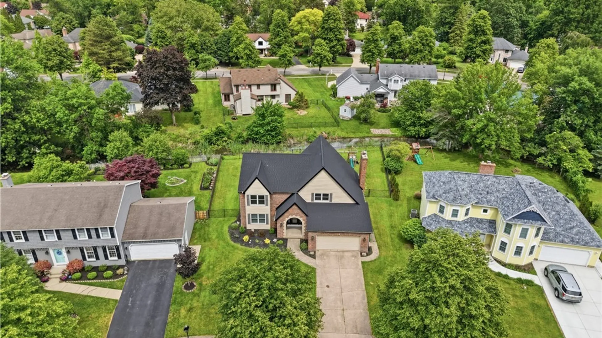 Property at 11 Bywater Court, Amherst, NY 14221 42