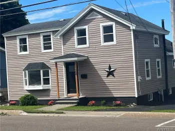 240 Syracuse Avenue, Oswego, NY 13126