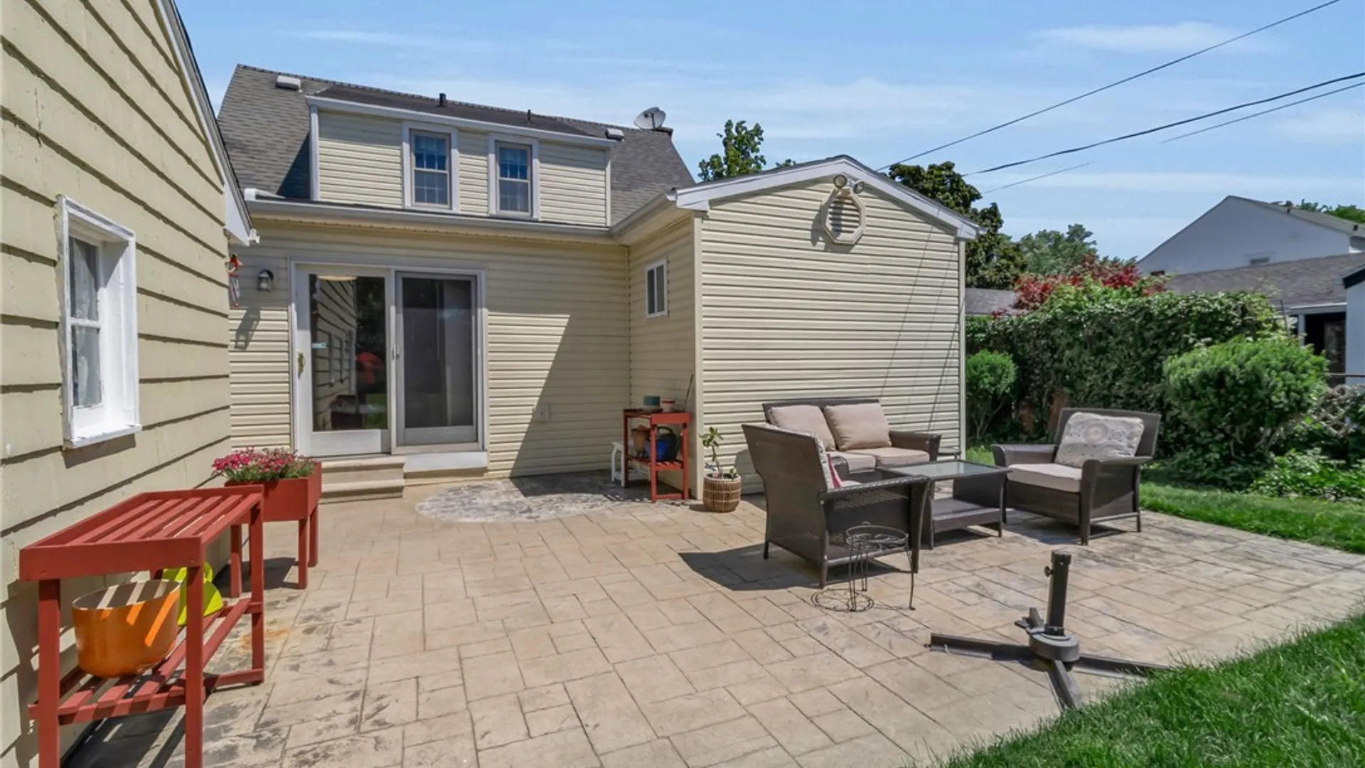 Property at 241 Woodcrest Boulevard, Tonawanda, NY 14223 47