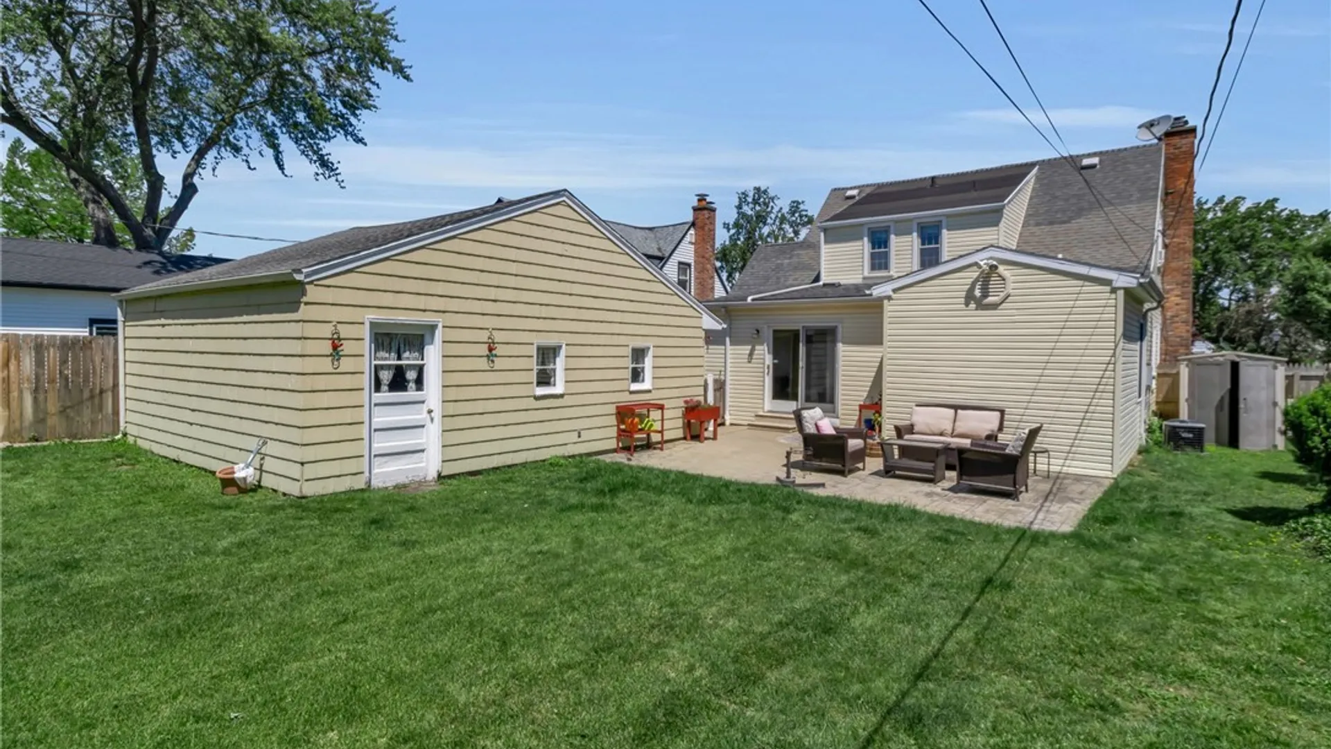 Property at 241 Woodcrest Boulevard, Tonawanda, NY 14223 48