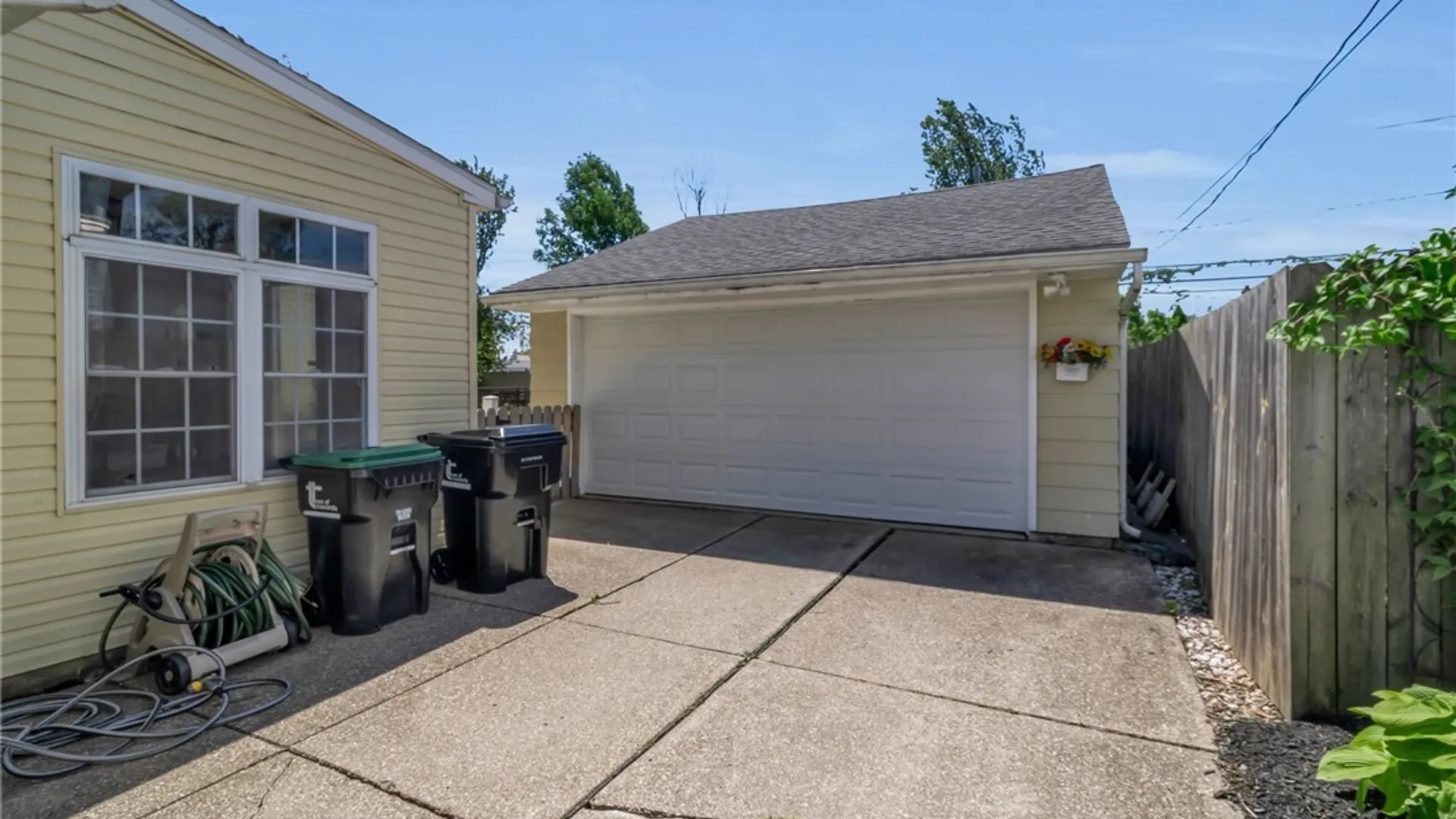 Property at 241 Woodcrest Boulevard, Tonawanda, NY 14223 50