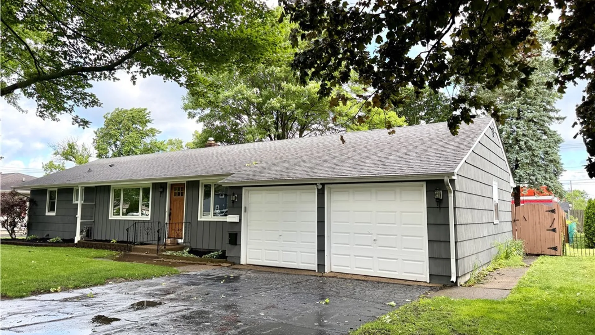 Property at 3980 Staley Drive, Hamburg, NY 14075 2