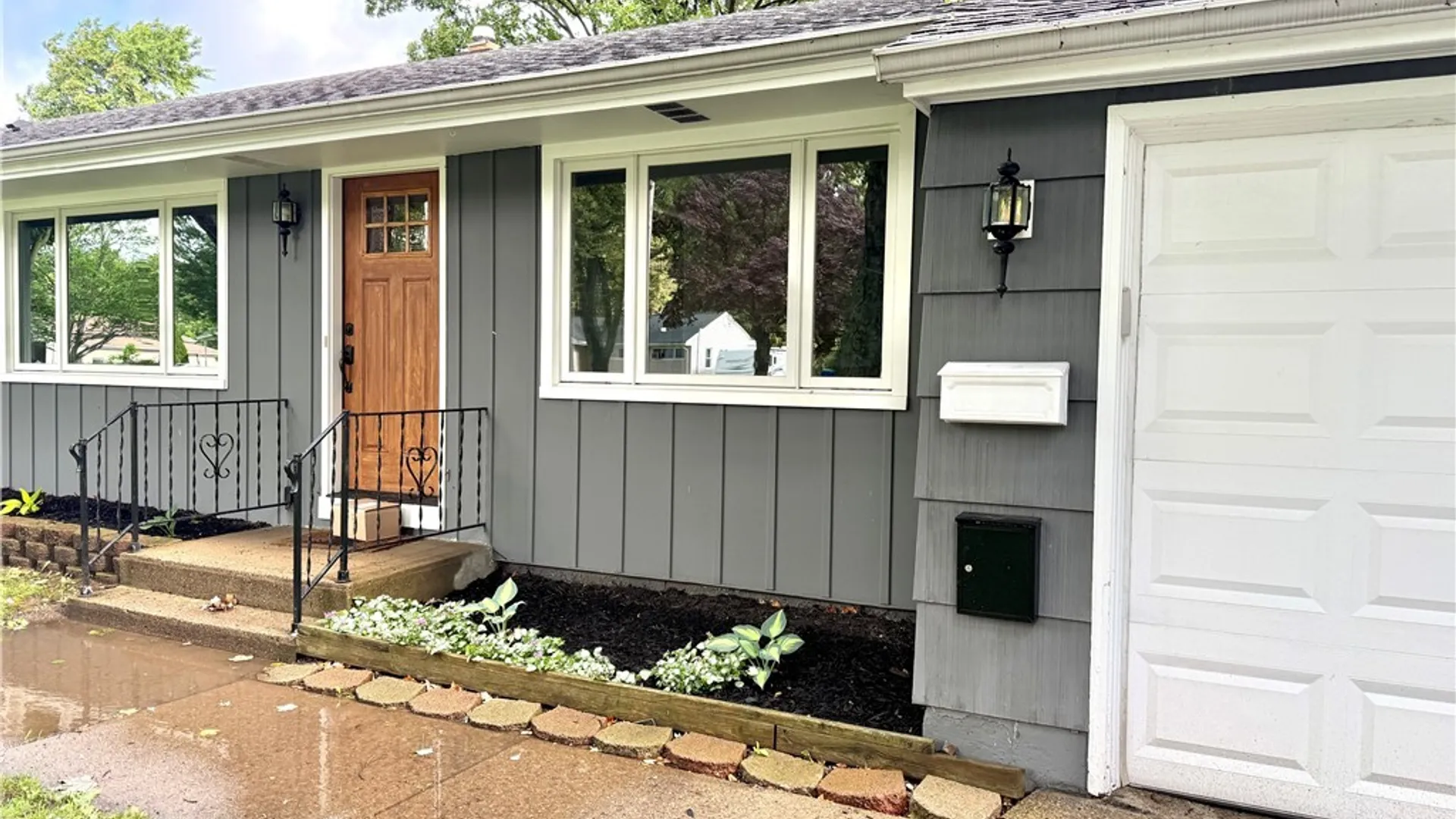 Property at 3980 Staley Drive, Hamburg, NY 14075 3