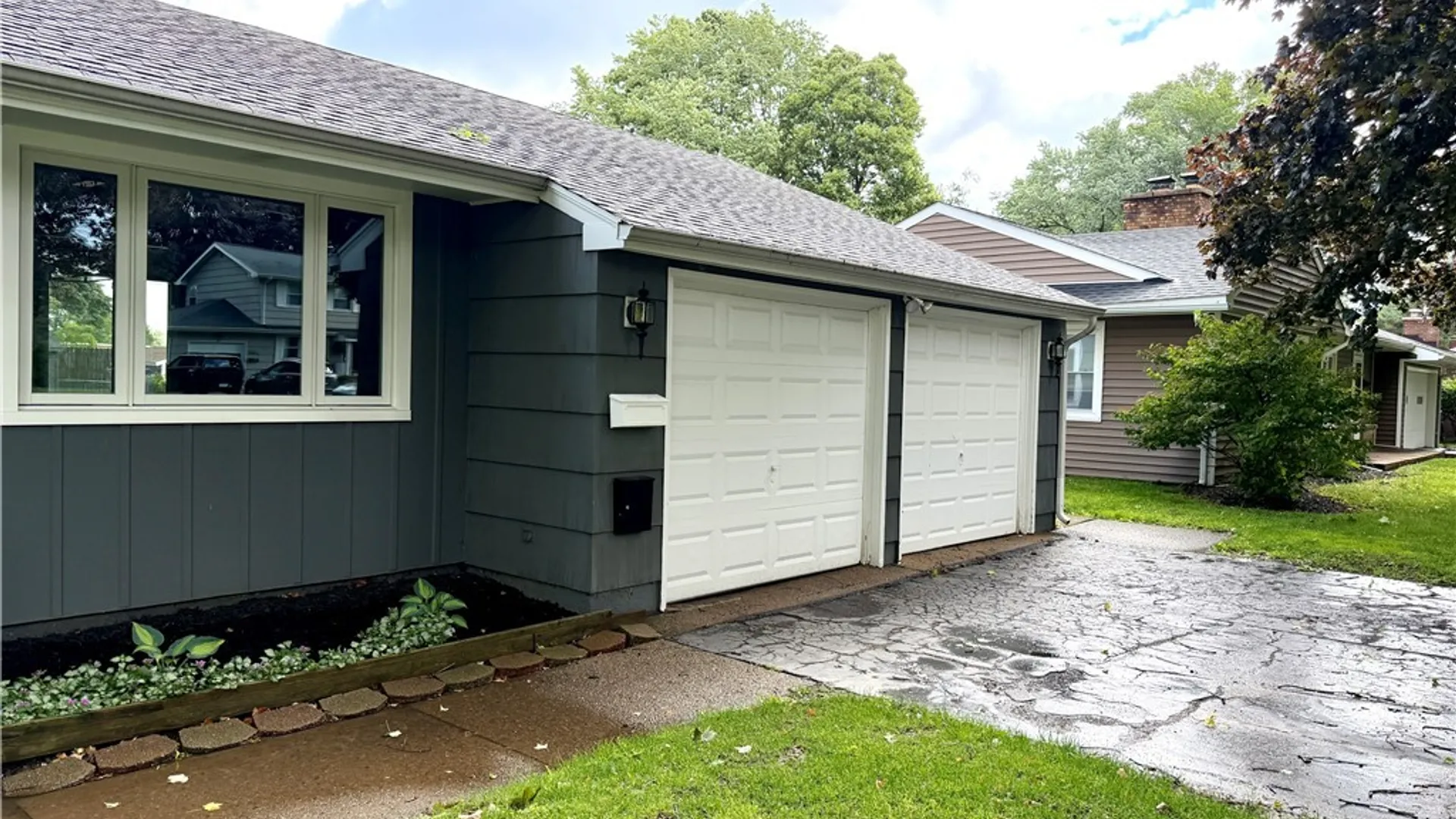 Property at 3980 Staley Drive, Hamburg, NY 14075 5