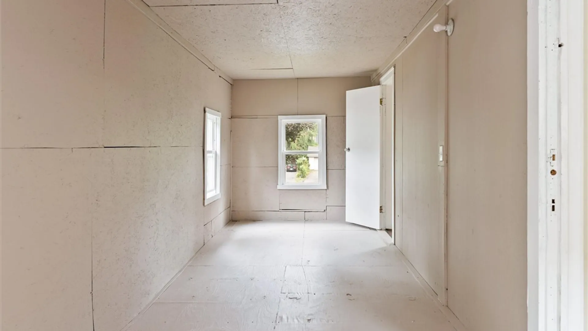 Property at 19 Genesee Park Boulevard, Rochester, NY 14611 34