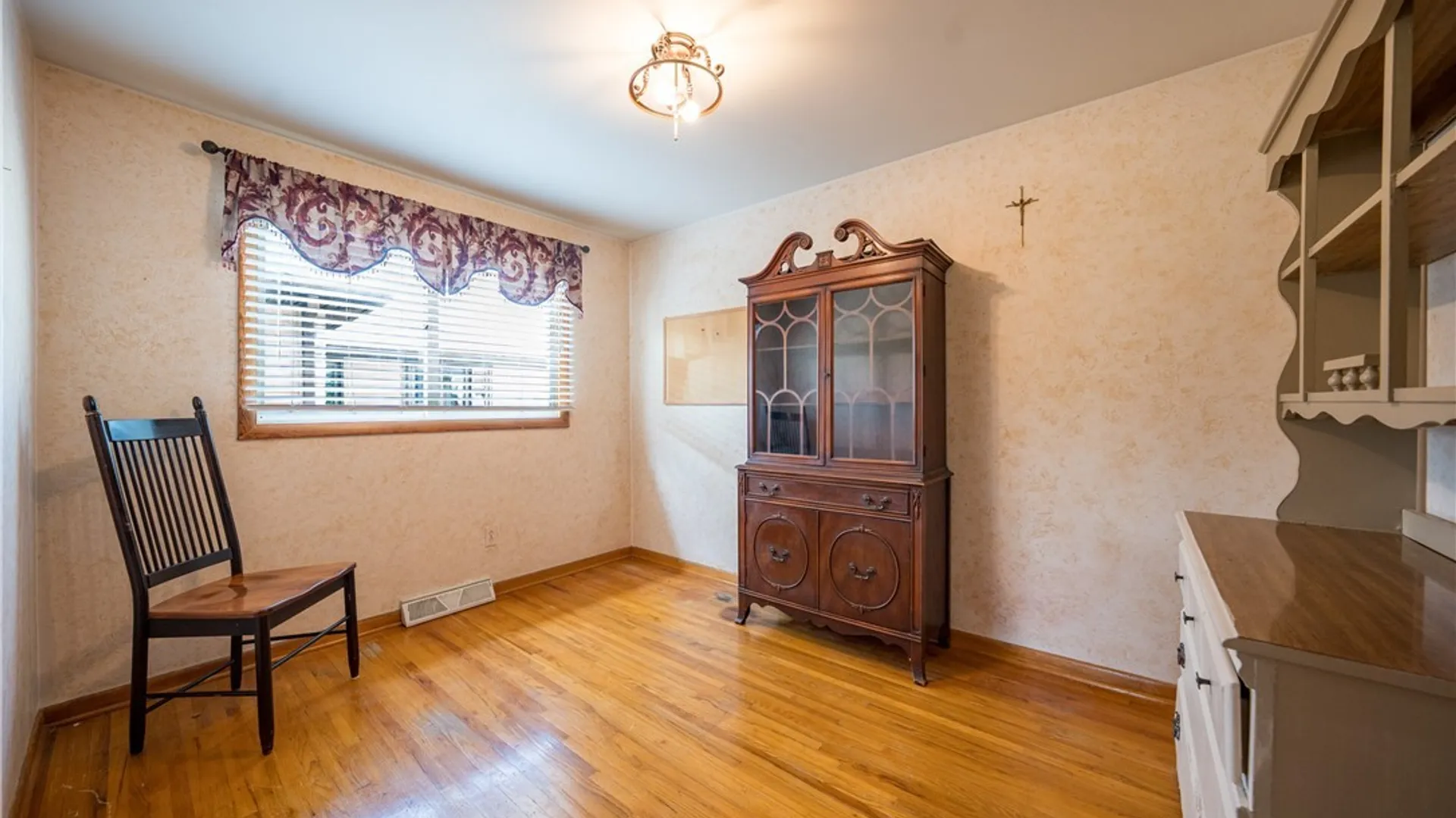 Property at 71 Lou Ann Drive, Cheektowaga, NY 14043 23