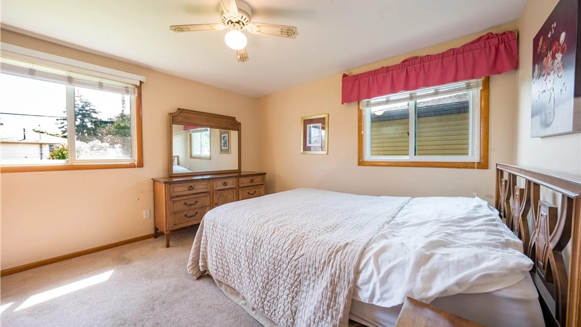 Property at 71 Lou Ann Drive, Cheektowaga, NY 14043 27