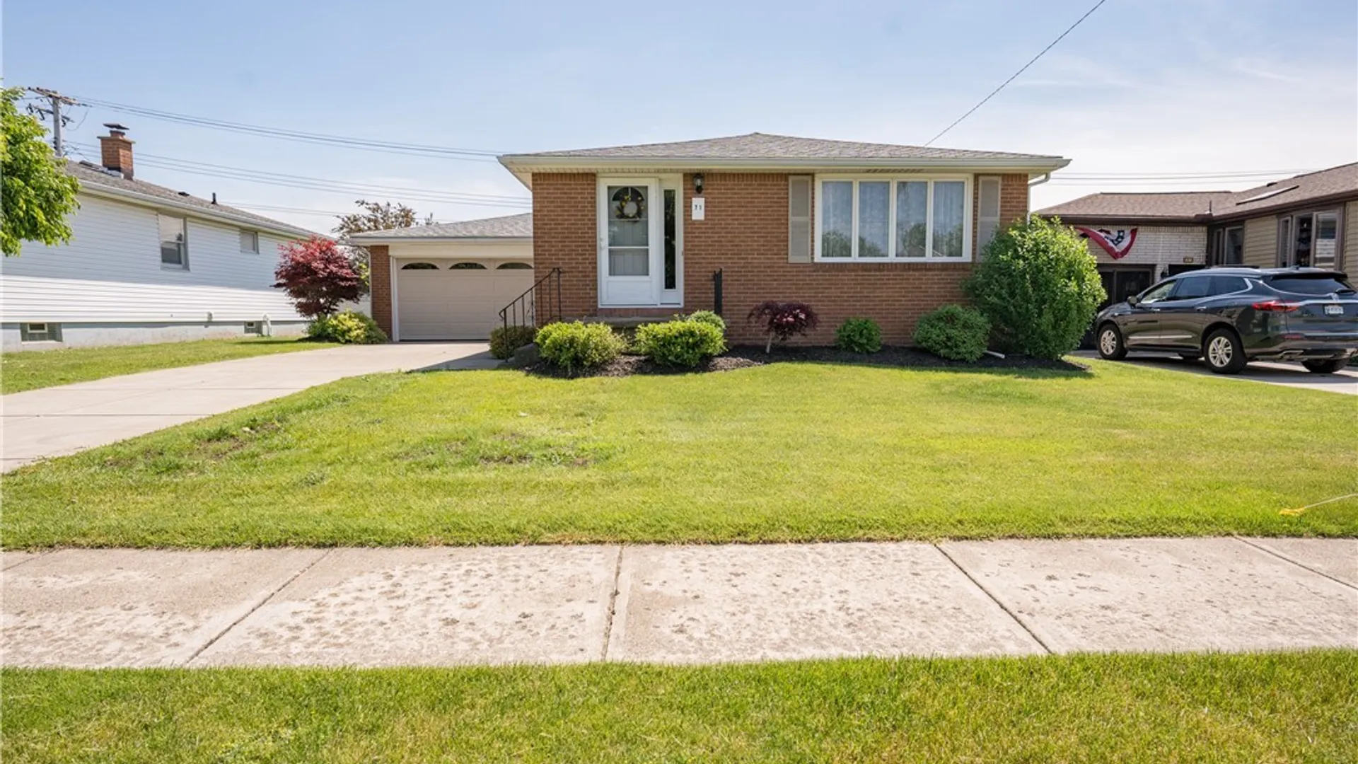 Property at 71 Lou Ann Drive, Cheektowaga, NY 14043 3