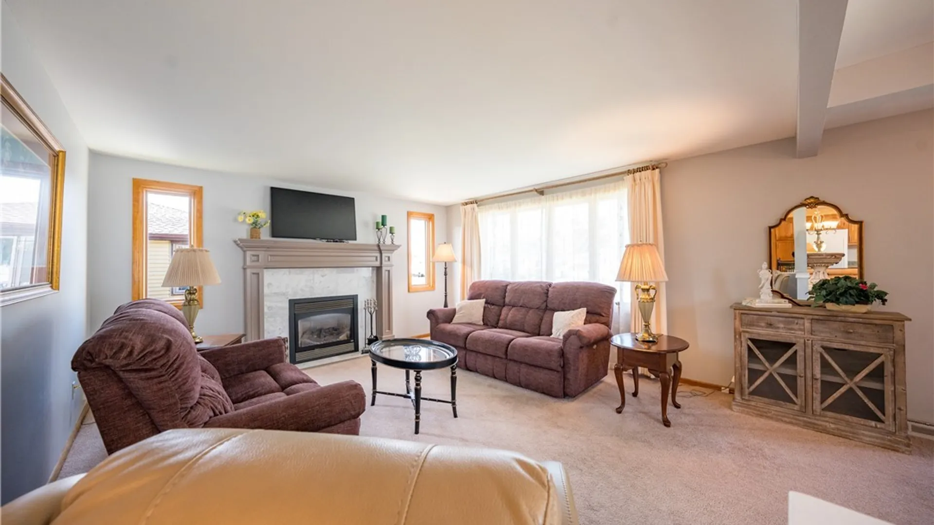 Property at 71 Lou Ann Drive, Cheektowaga, NY 14043 9