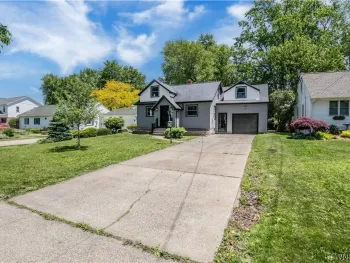 Property at 245 N Ellicott St, Amherst, NY 14221
