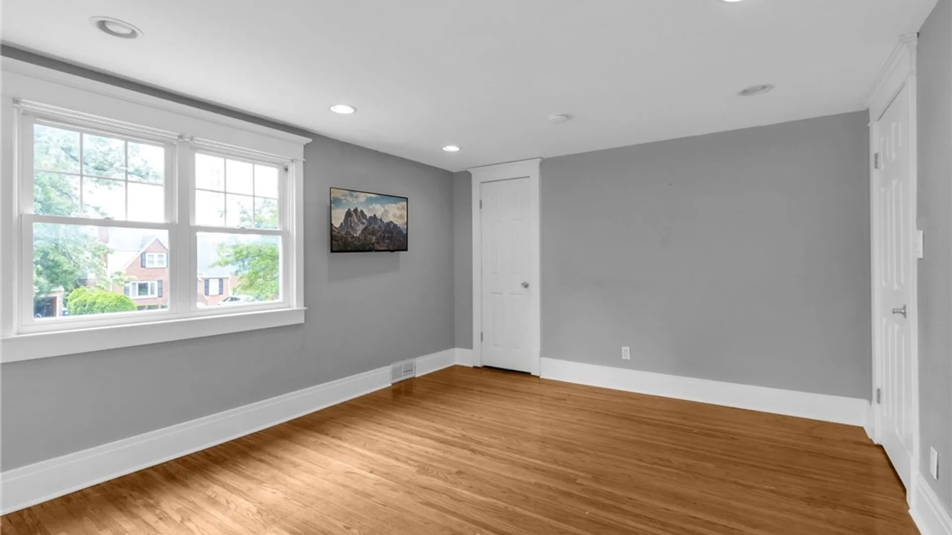 Property at 169 Ridgewood Drive, Amherst, NY 14226 16