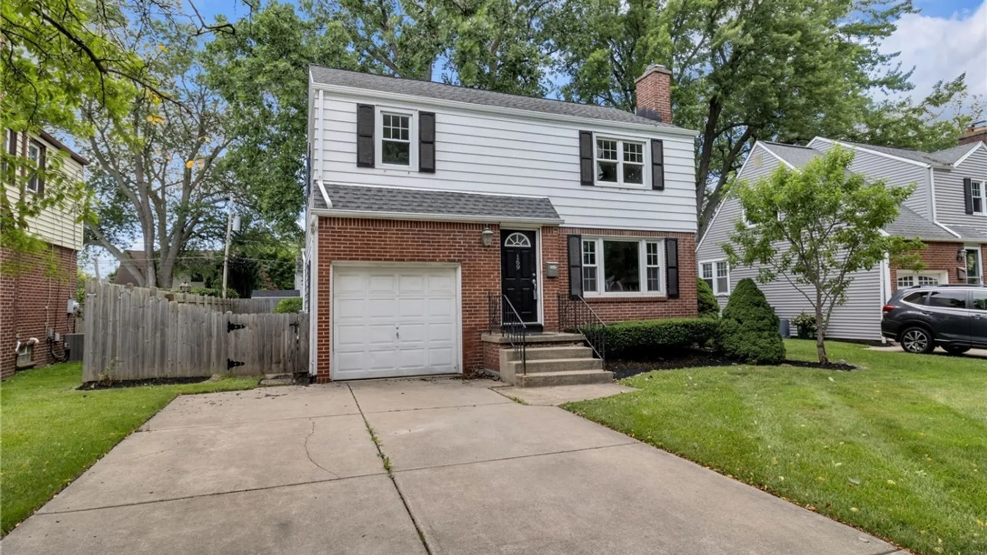 Property at 169 Ridgewood Drive, Amherst, NY 14226 2