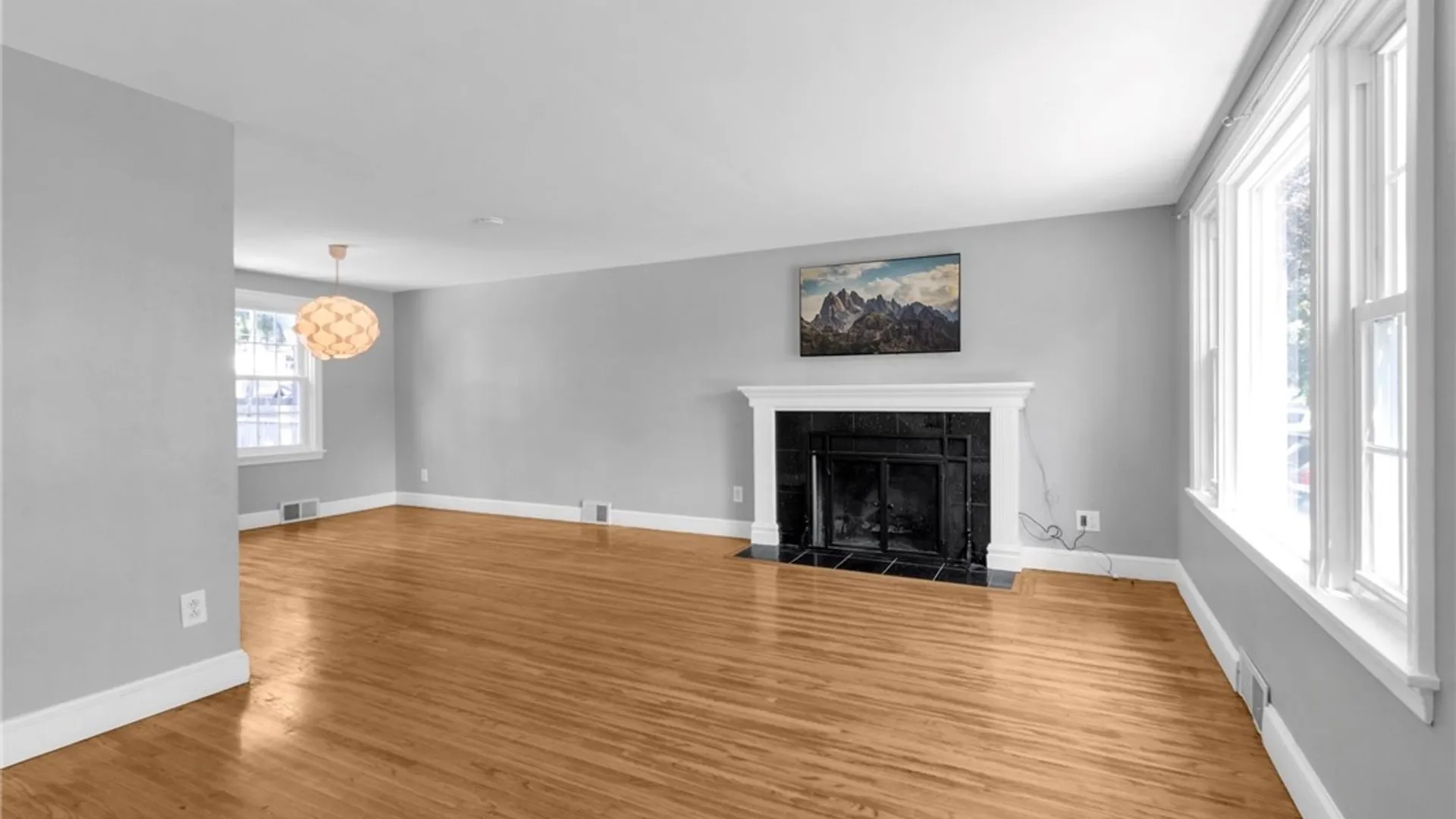 Property at 169 Ridgewood Drive, Amherst, NY 14226 4