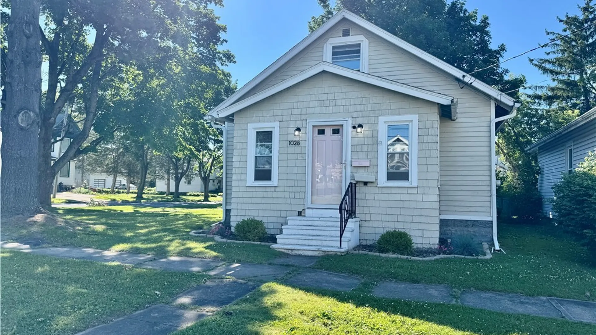 Property at 1028 Tabor Place, Whitestown, NY 13502 2