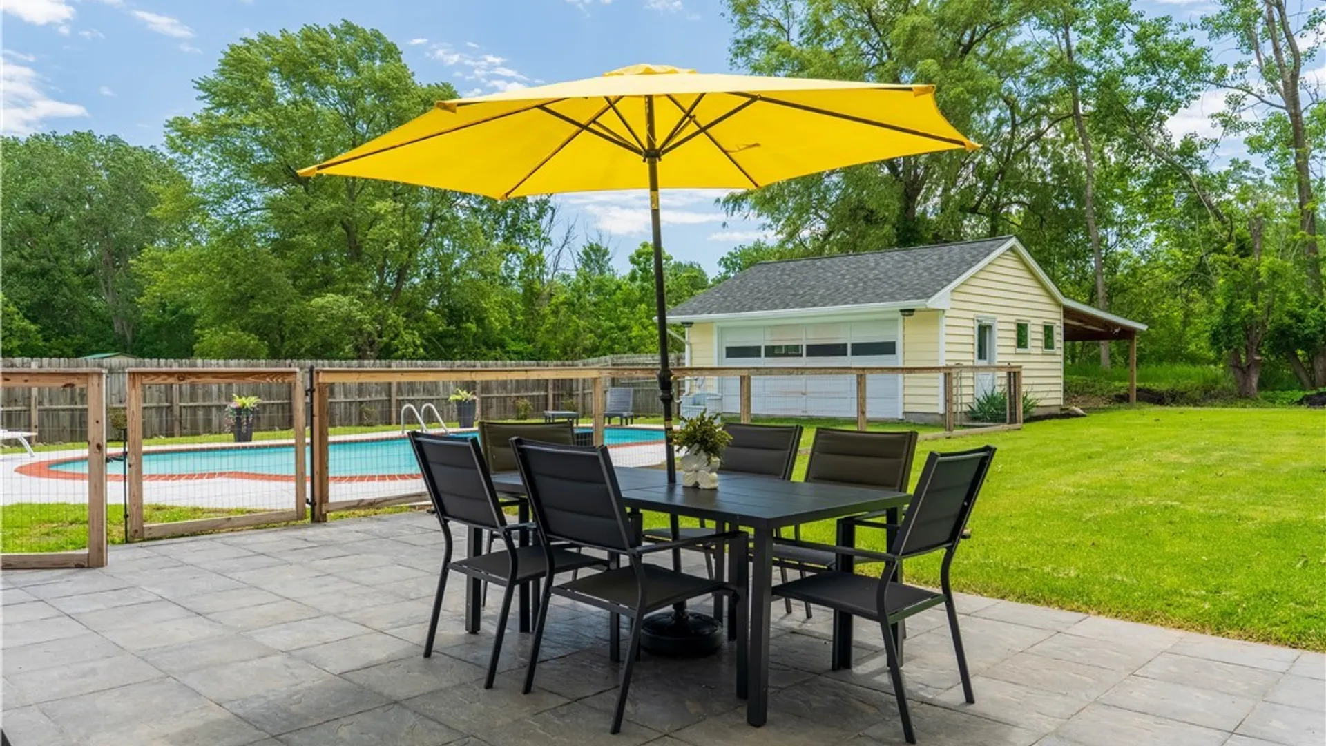 Property at 9001 Fairways Circle, Clarence, NY 14031 36