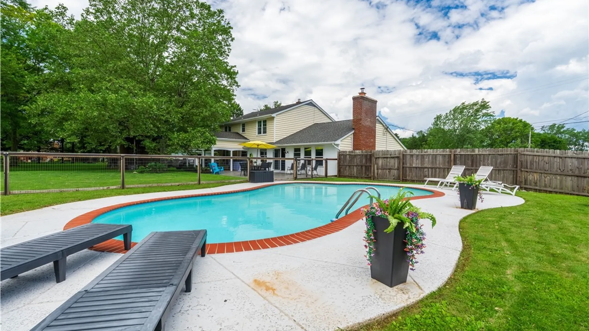Property at 9001 Fairways Circle, Clarence, NY 14031 37
