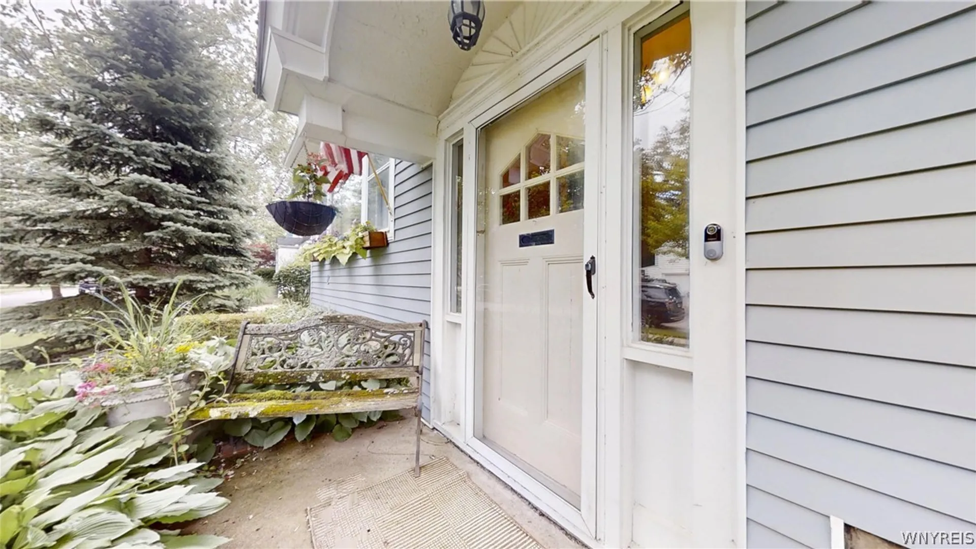 Property at 105 Hyledge Dr, Amherst, NY 14226 3