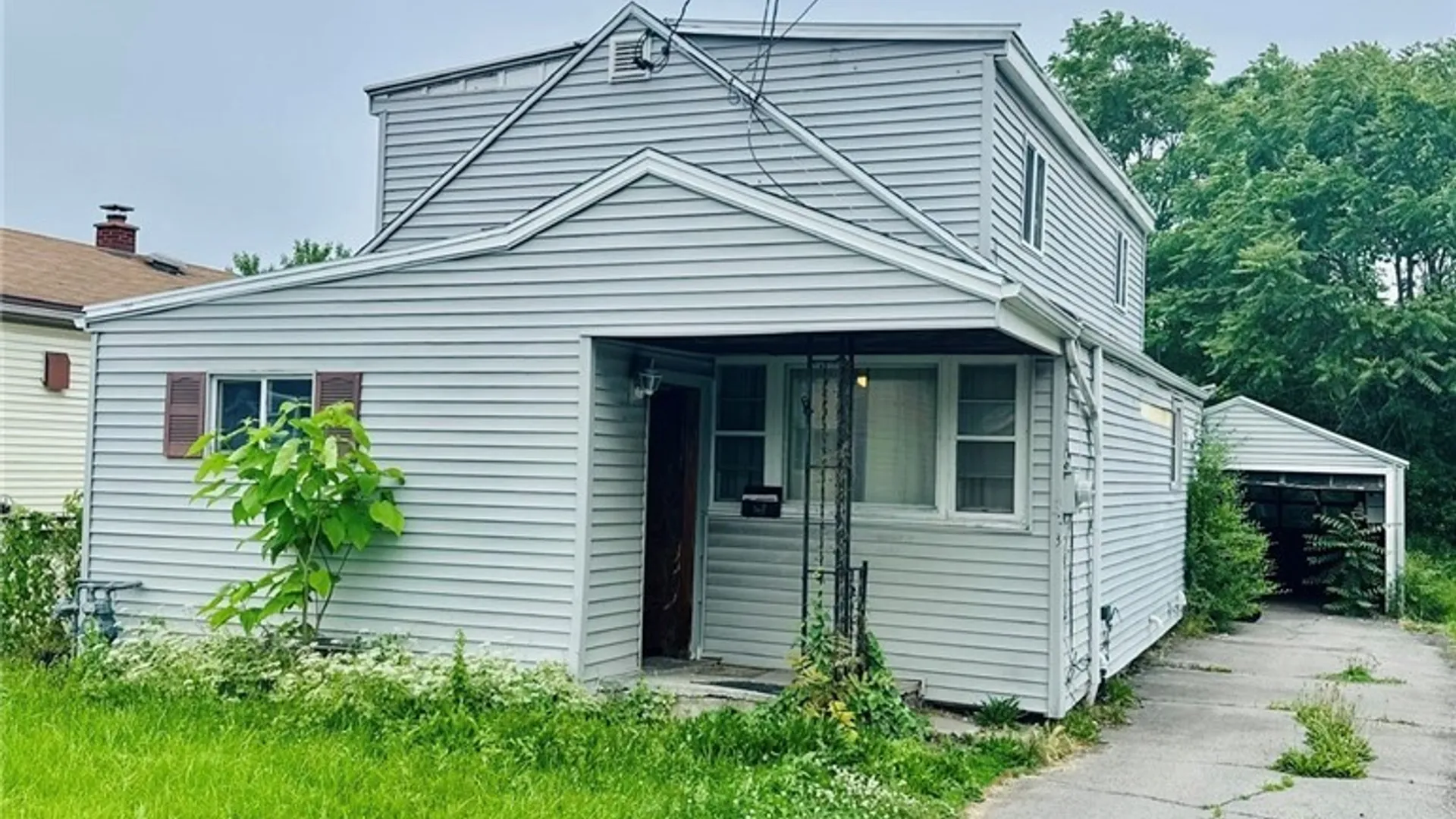Property at 343 73rd Street, Niagara Falls, NY 14304 2