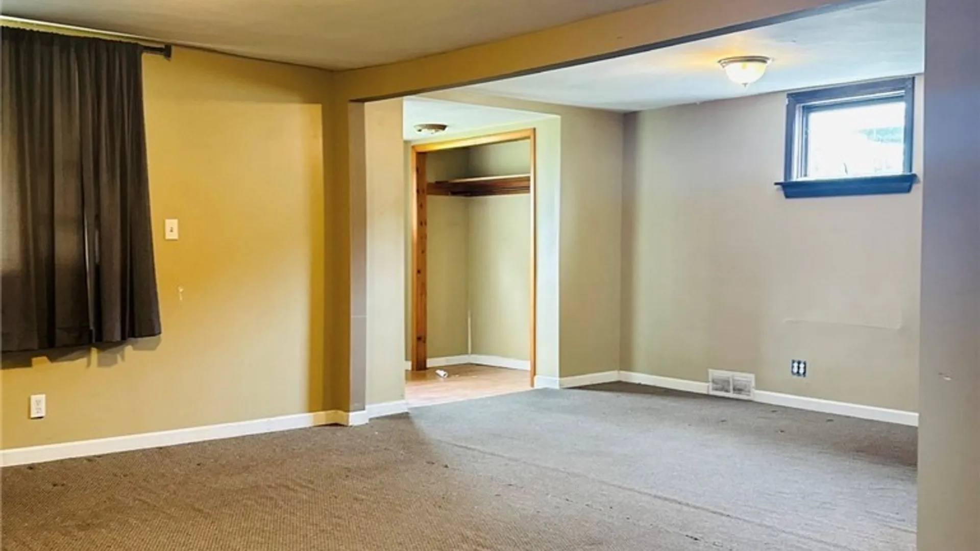 Property at 343 73rd Street, Niagara Falls, NY 14304 3