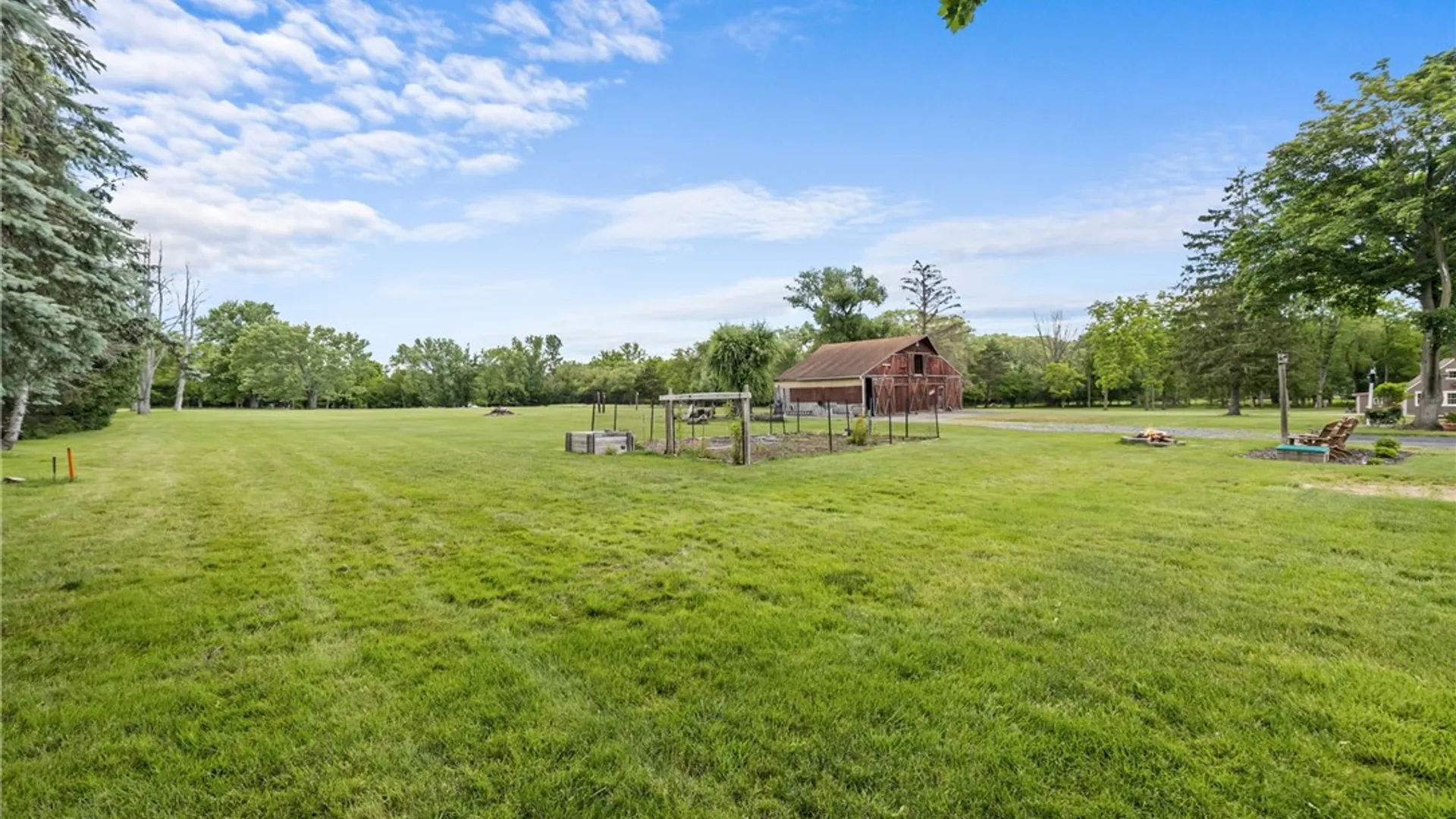 Property at 320 Jay Street, Geneva City, NY 14456 10