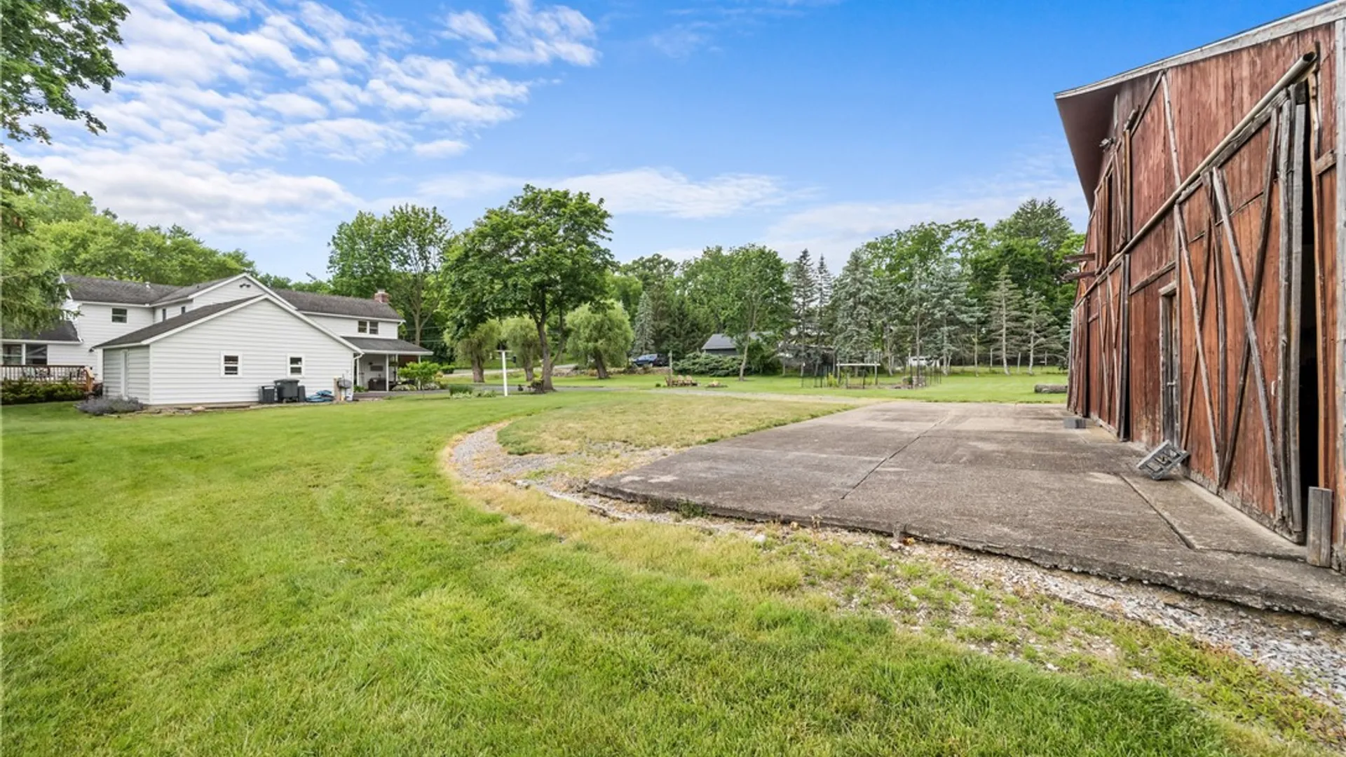 Property at 320 Jay Street, Geneva City, NY 14456 12