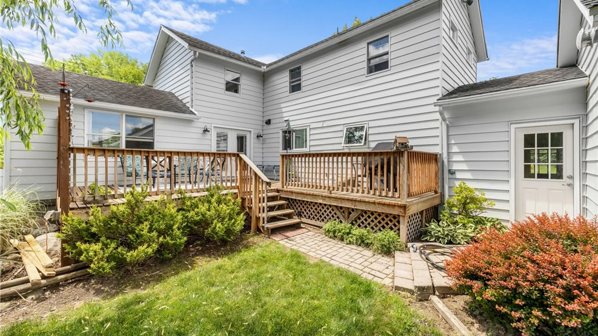 Property at 320 Jay Street, Geneva City, NY 14456 3