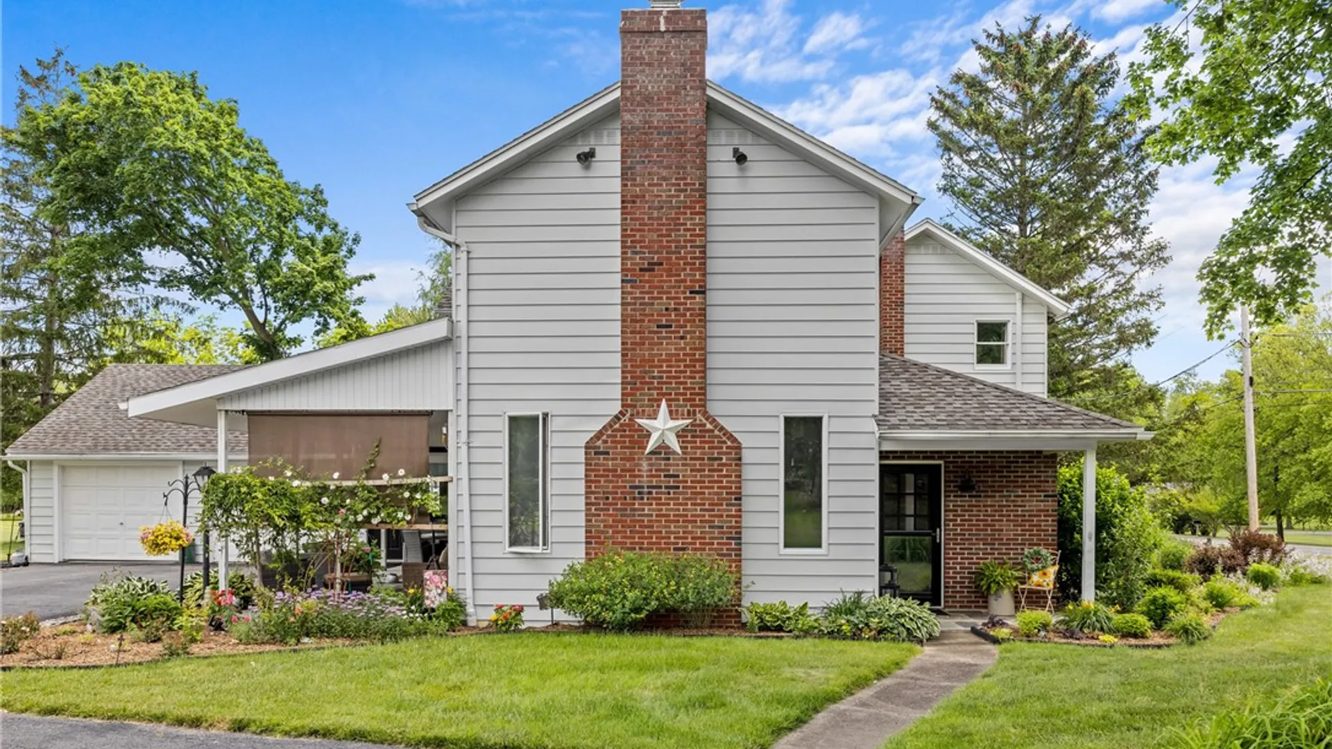 Property at 320 Jay Street, Geneva City, NY 14456 8