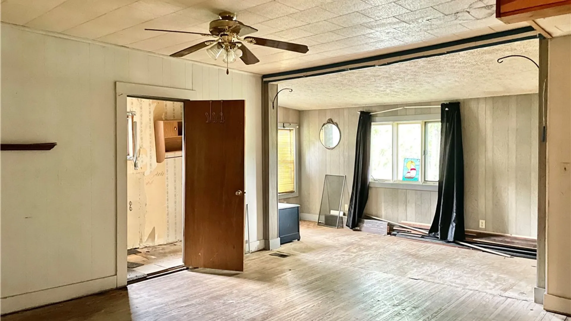 Property at 22 Miller Street, Auburn, NY 13021 12