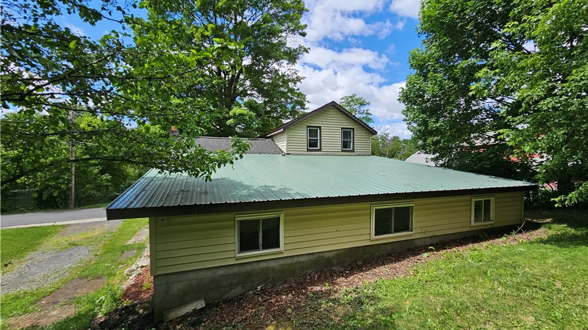Property at 22 Miller Street, Auburn, NY 13021 8