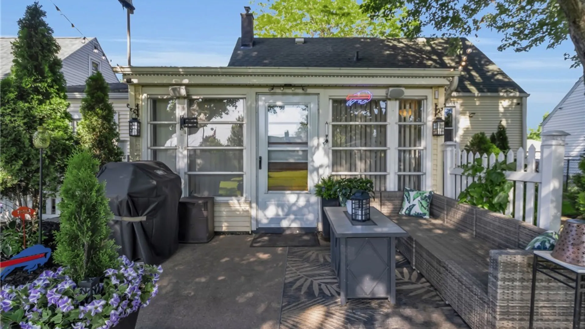Property at 60 Arthur Street, Cheektowaga, NY 14225 14