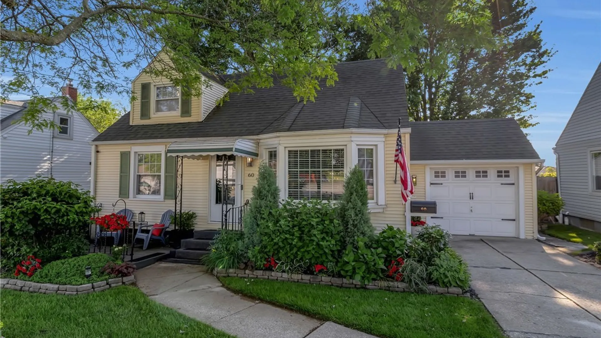 Property at 60 Arthur Street, Cheektowaga, NY 14225 4