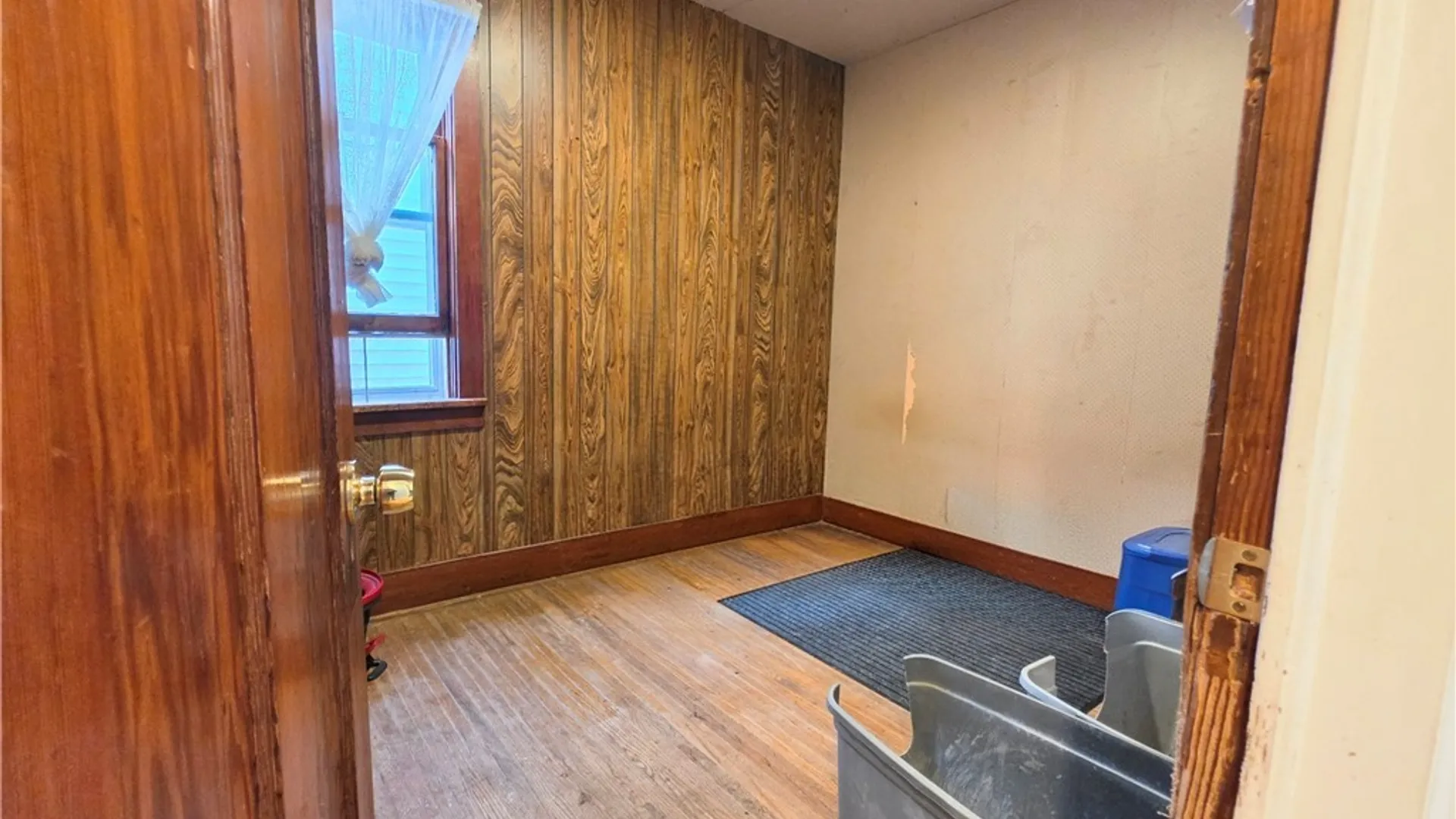 Property at 33 Baxter Street, Buffalo, NY 14207 11