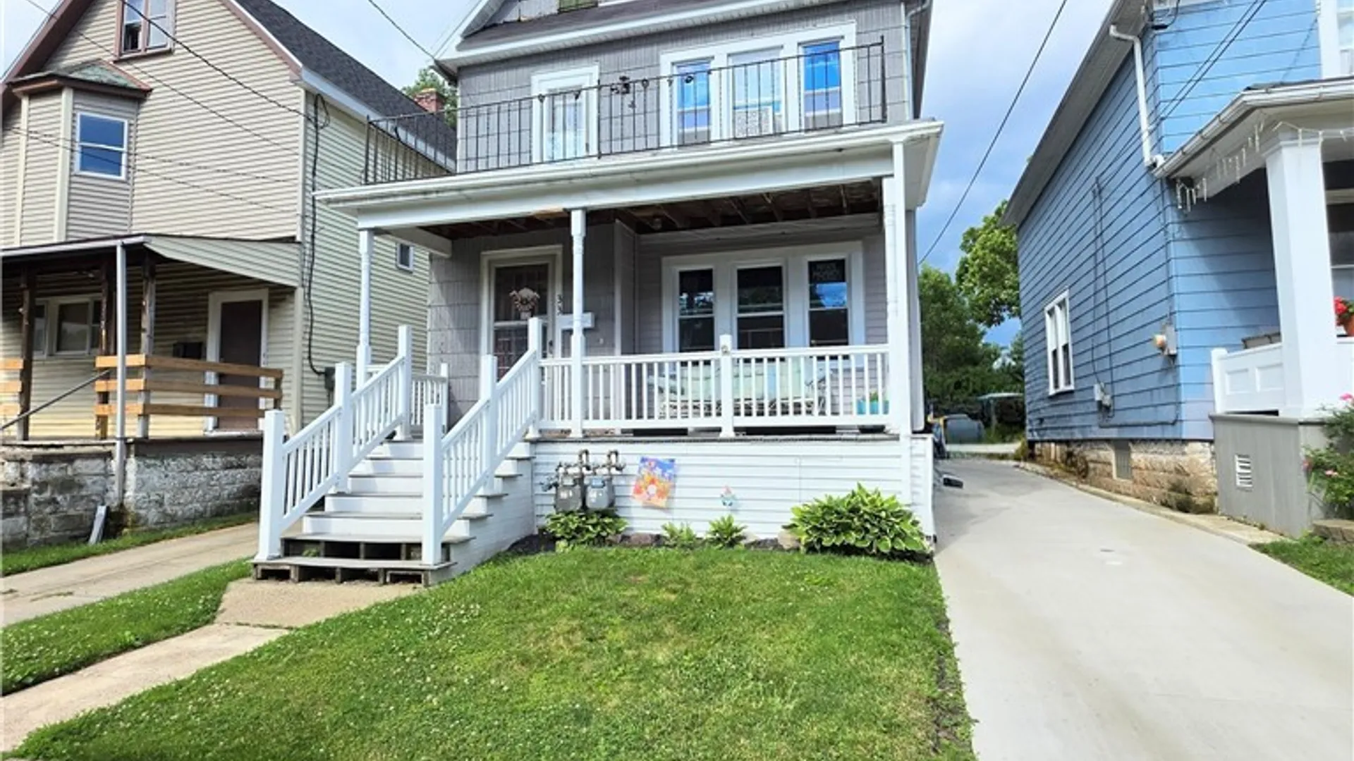 Property at 33 Baxter Street, Buffalo, NY 14207 3