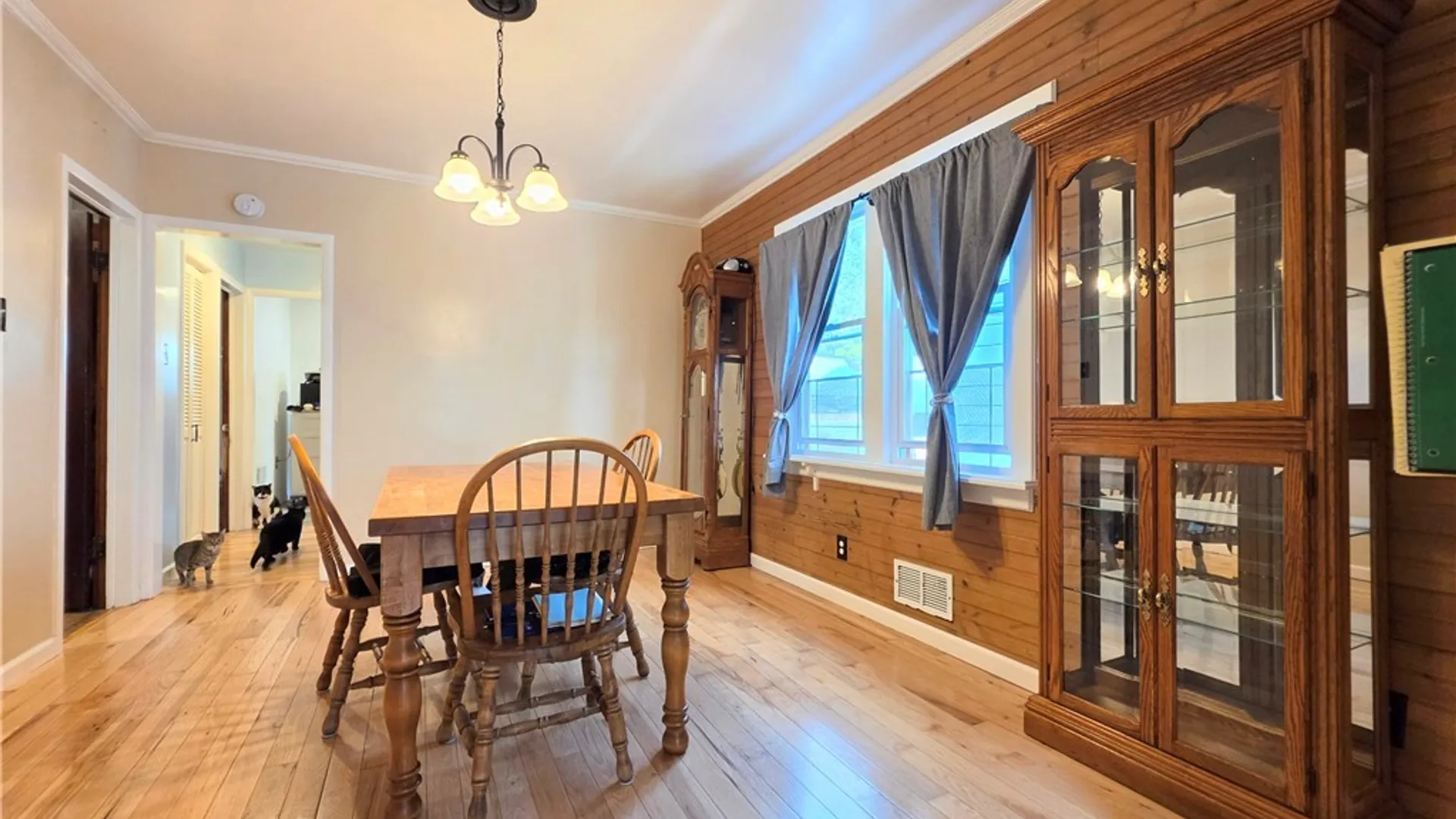 Property at 33 Baxter Street, Buffalo, NY 14207 6
