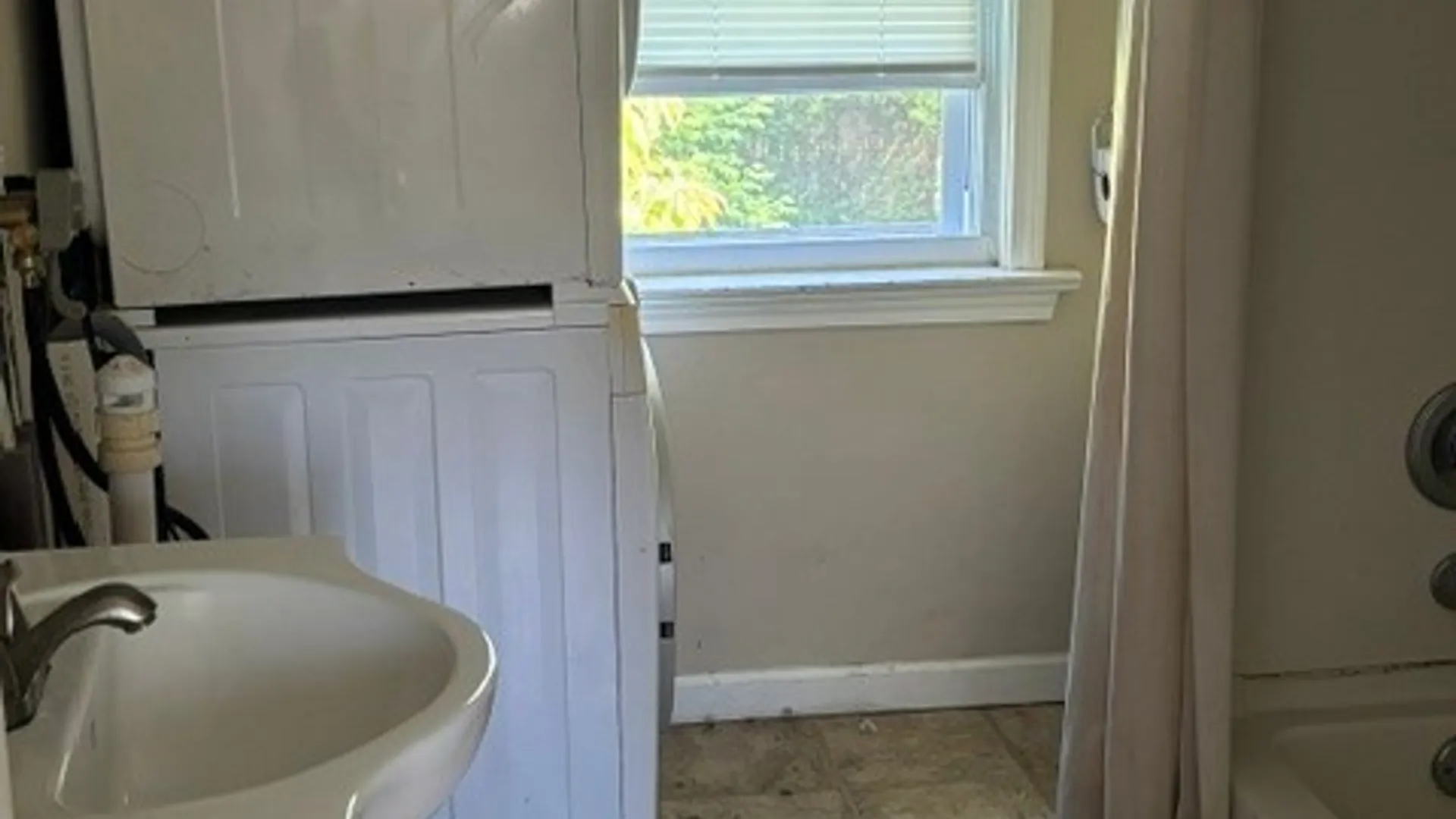 Property at 18 Tracy Avenue, Batavia City, NY 14020 4