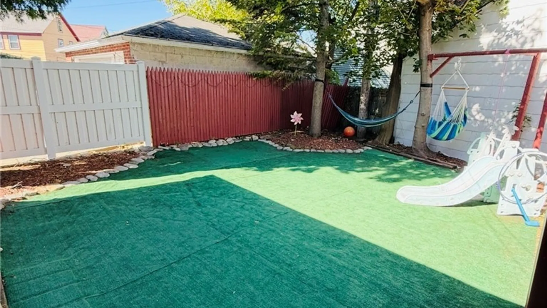 Property at 106 E Morris Ave, Buffalo, NY 14214 14