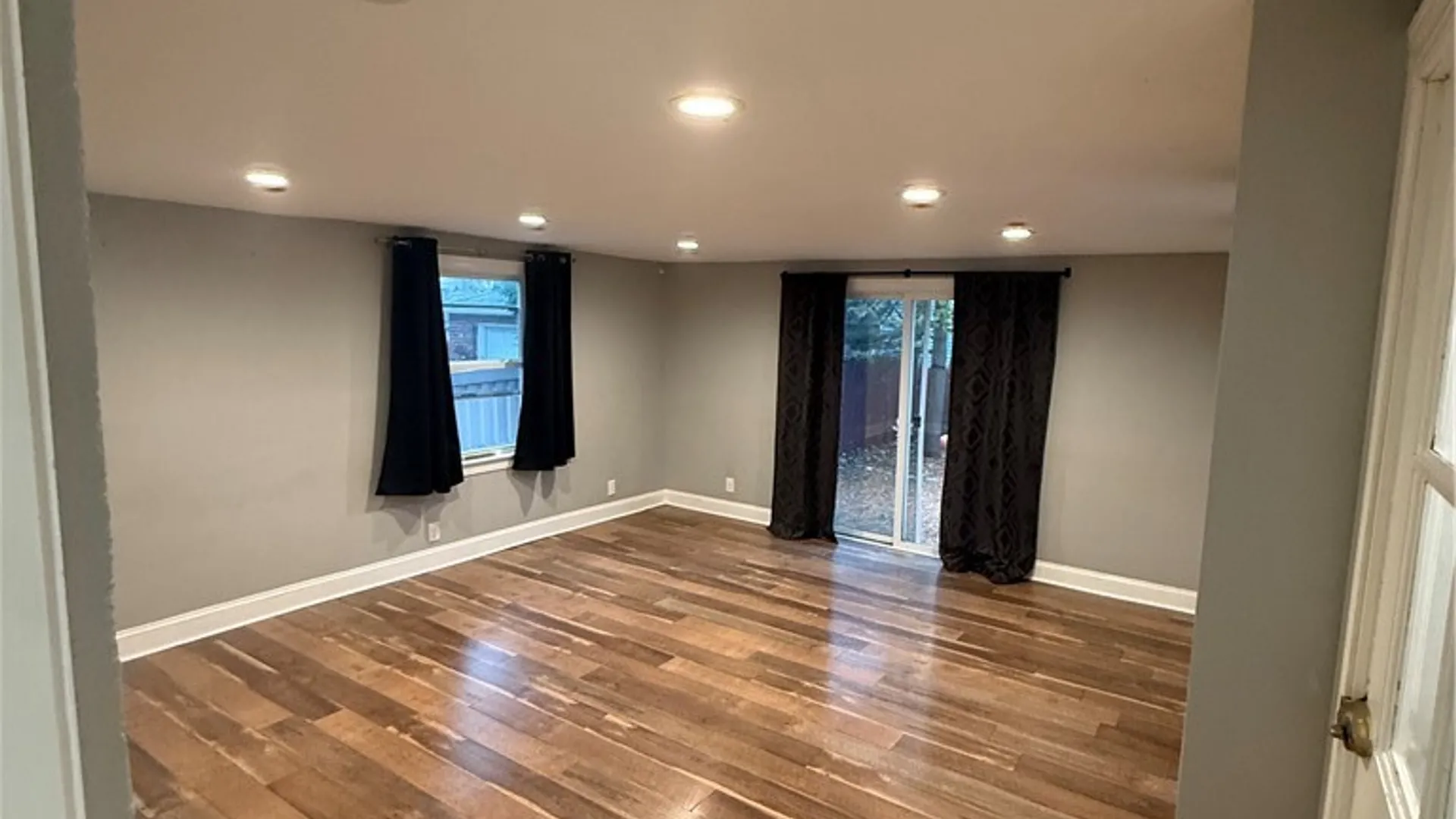 Property at 106 E Morris Ave, Buffalo, NY 14214 9