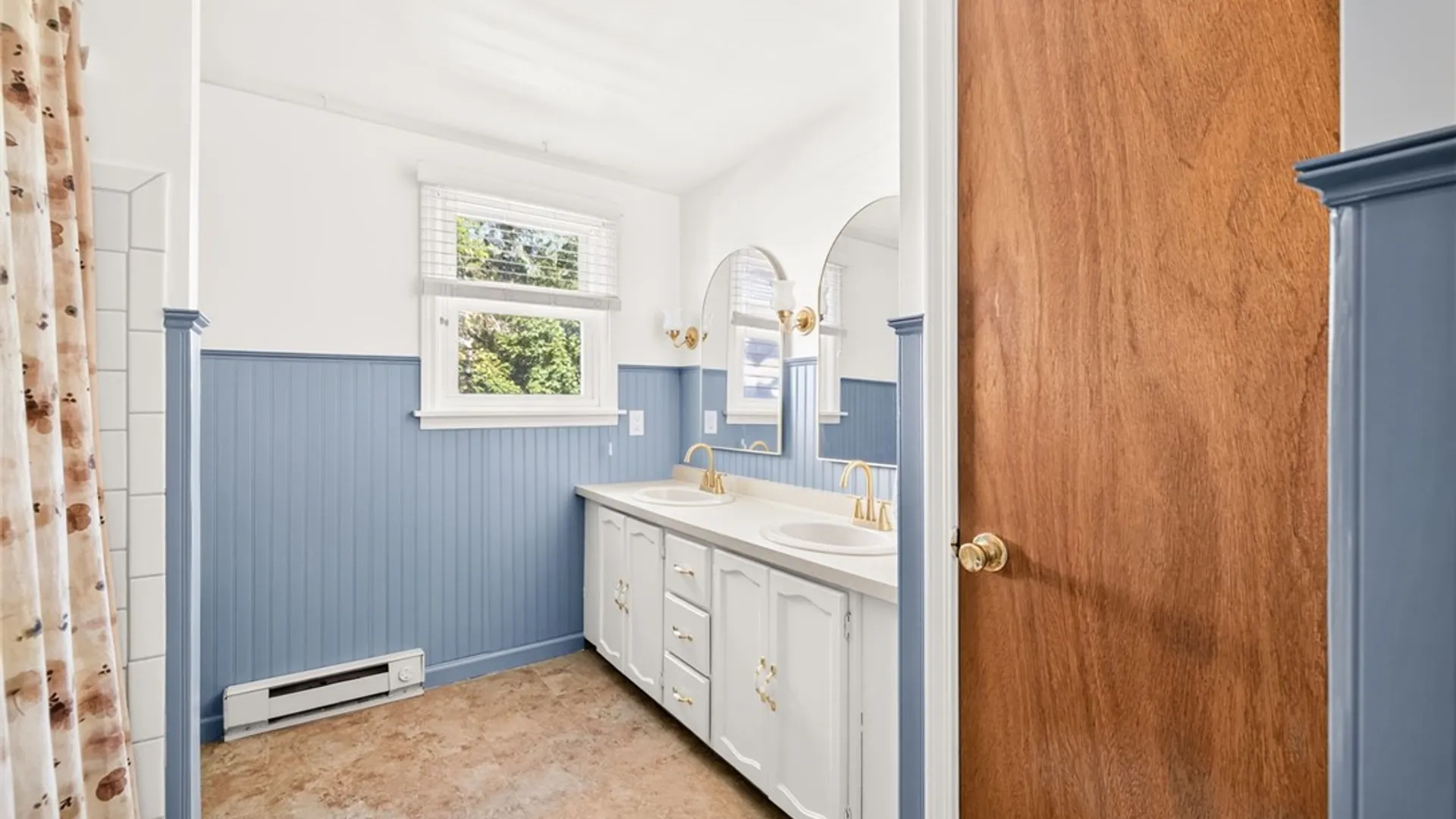 Property at 74 Pontiac Drive, Irondequoit, NY 14617 24