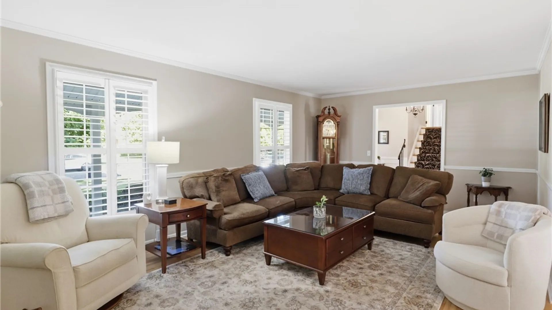 Property at 186 Bridle Path, Amherst, NY 14221 17