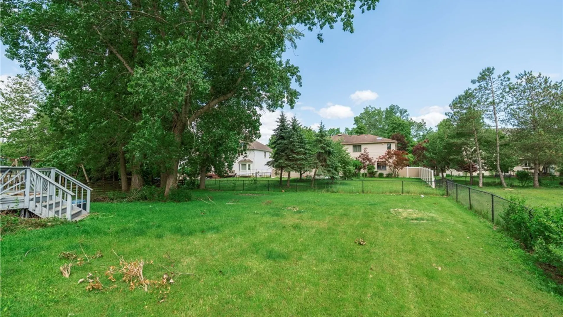 Property at 152 Pino Verde Lane, Amherst, NY 14221 33