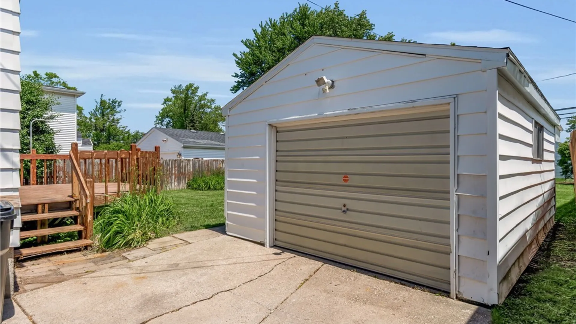 Property at 195 Parkhurst Boulevard, Tonawanda, NY 14223 5