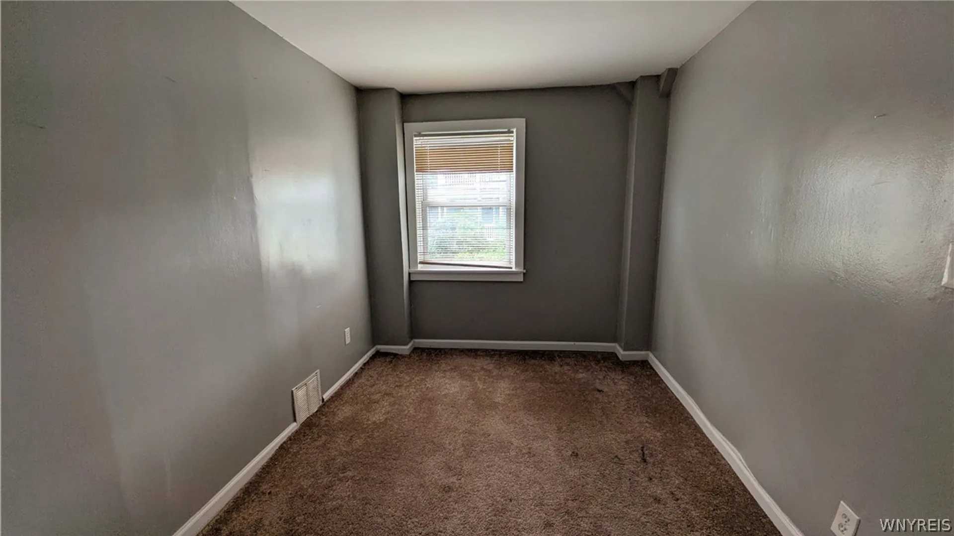 Property at 19 School Street, West Seneca, NY 14224 5